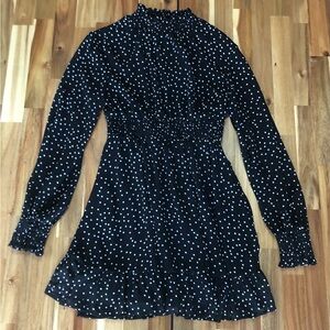 SHEIN Black and White Labeled Garment